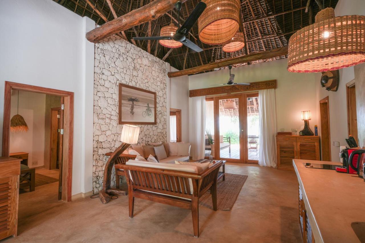 Tulia Villa *